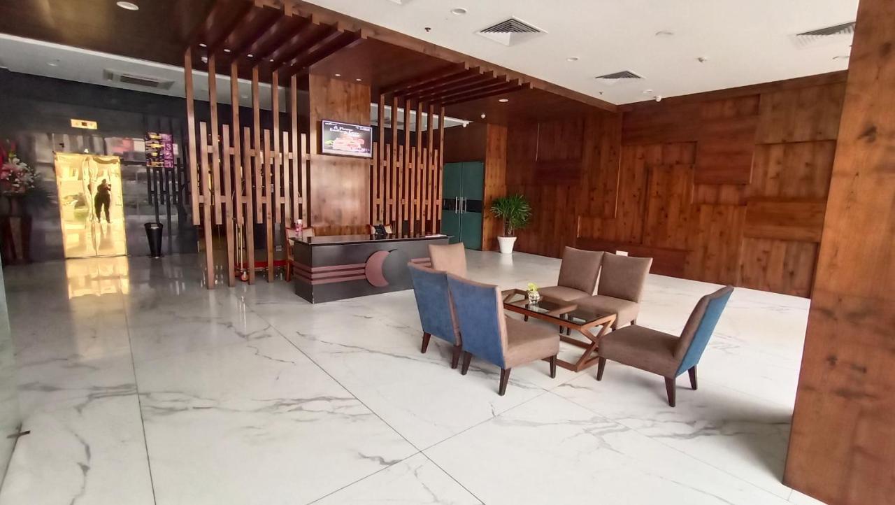 Regenta Central Hotel & Convention Centre Nagpur Exterior foto